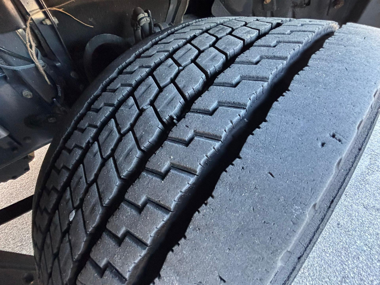 Scania P 410 B6x2*4LB Lad, Lift og træk