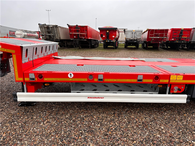 Kässbohrer SLS HS 3 – Hydraulisk mellemgulv Maskintrailer