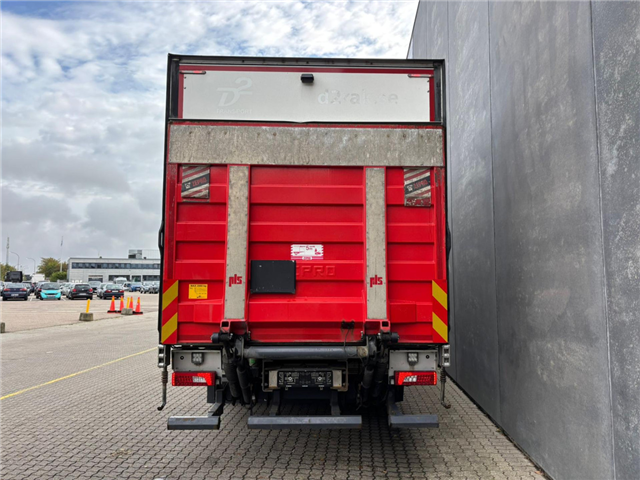 Scania P 280 B4x2NB Cooling