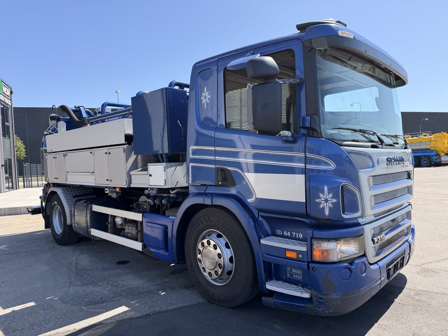Scania P310 4x2 Hvidtved Larsen Flexline 207