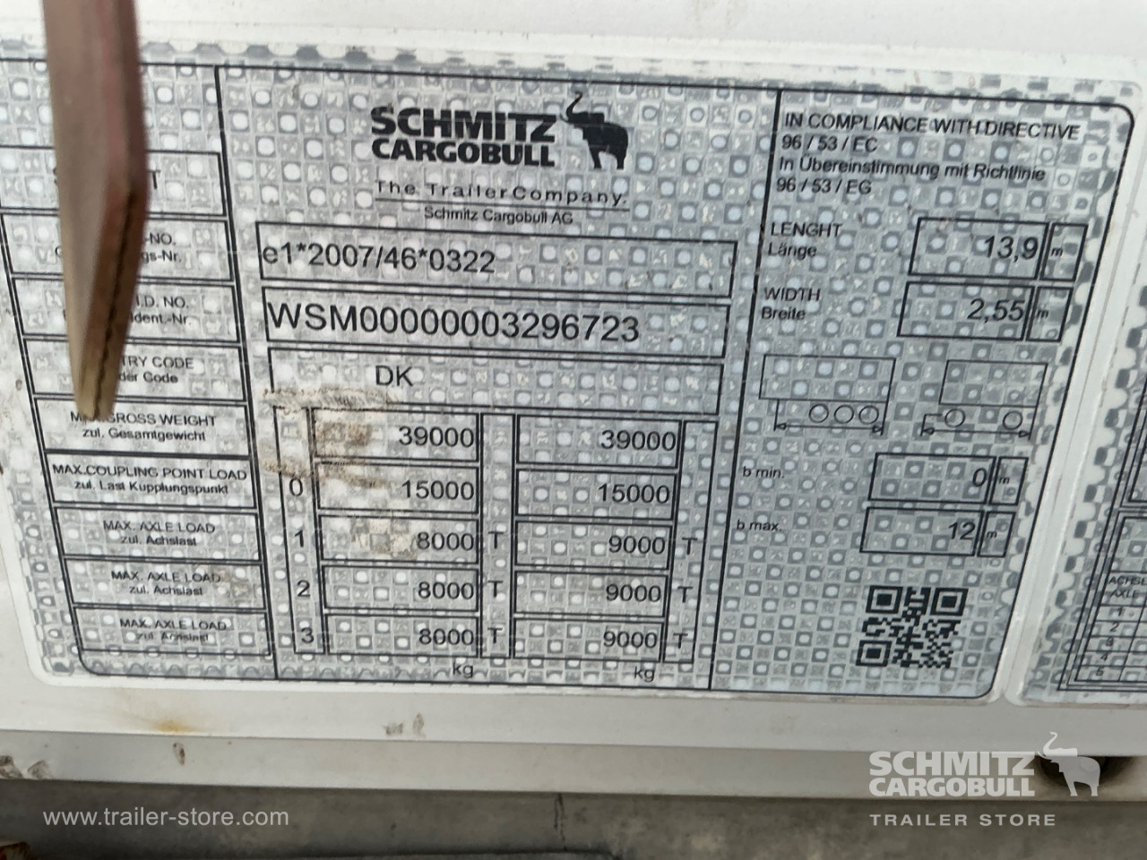 Schmitz Semi Curtainsider Standard