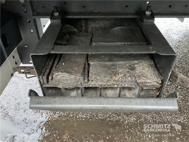 Schmitz Semi Curtainsider Standard Holder til gaffeltruck