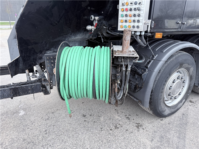 Scania P410 6x2*4 Hvidtved Larsen Flexline 312 ADR