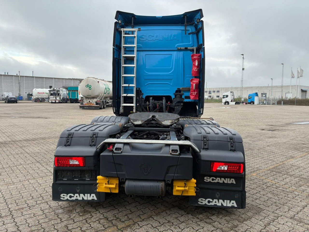 Scania R 450 A6x2/4NA