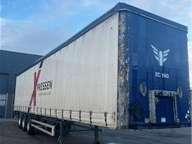 Danson Trailer Curtainsider + Sliding Roof