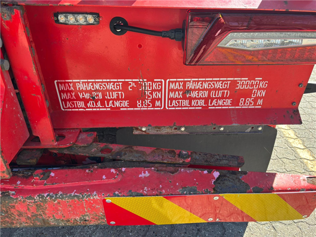 Scania R 520 B8x2/*6NB Hooklift