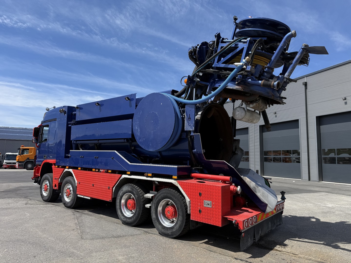 Mercedes Actros 4151 V8 8x8 Hvidtved Larsen RECycler 410