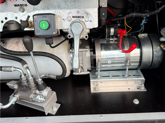 Piako 3 Akslet - FRC-Linktrailer med 2 Temp. og Dobbeltstock Sælges.