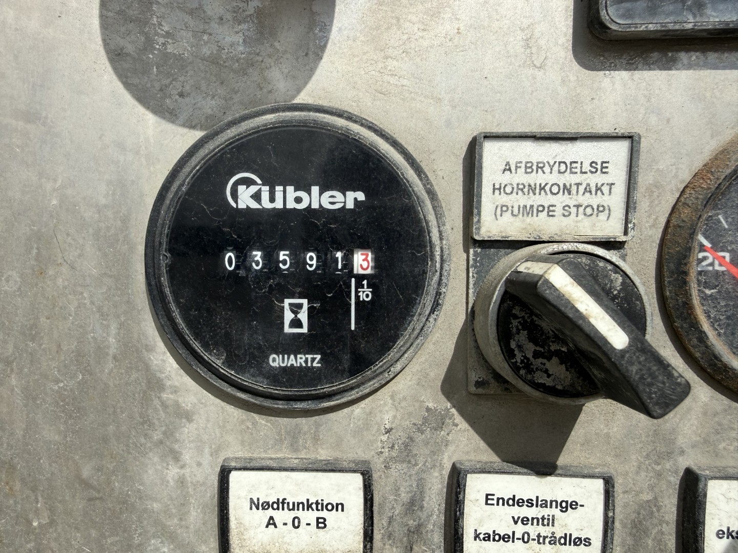 Scania P370 6x4 Liebherr THP140H 24 M4 XH Betonpumpe