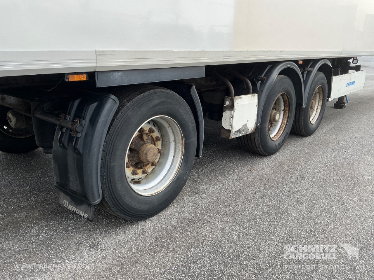 Krone Auflieger Trockenfrachtkoffer Lift