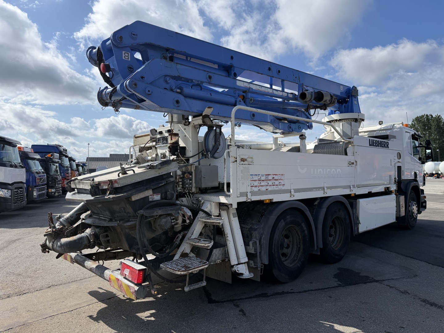 Scania P370 6x4 Liebherr THP140H 24 M4 XH Betonpumpe