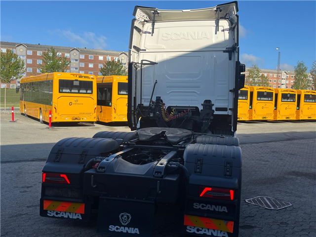 Scania R 660 6x2 bogie trækker