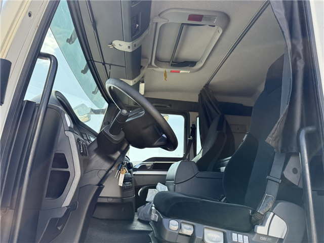 MAN TGS 26.400 6x2 / HMF 2620 K5 / MOTORSKADE