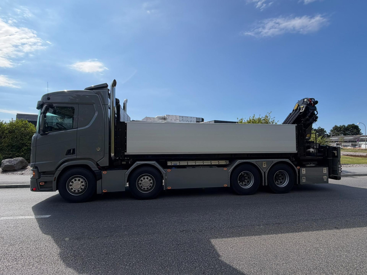 Scania R 660 B8x4NB Crane Palfinger 365 TEC Tiplad