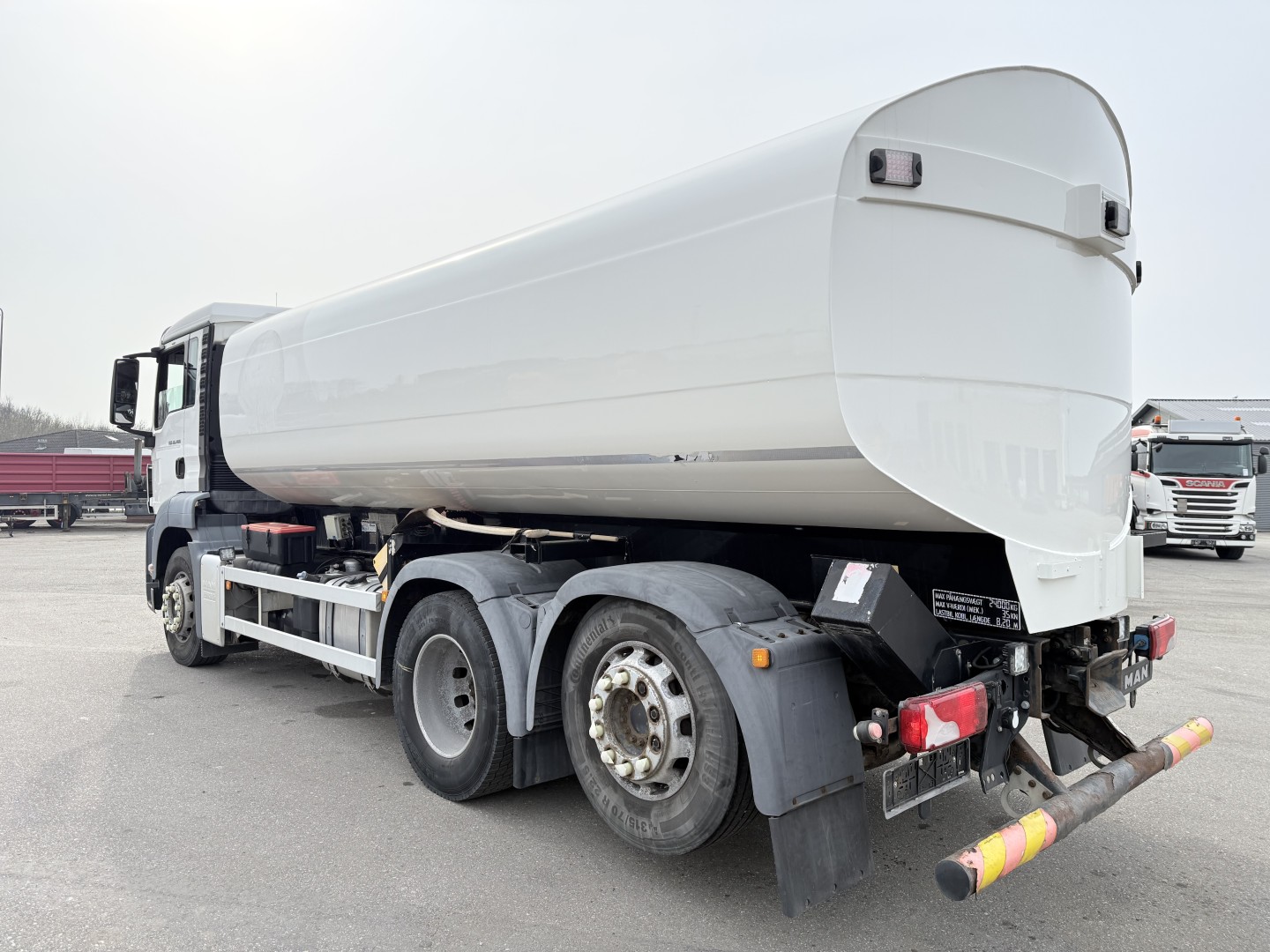 MAN TGS 26.400 6x2*4 19.000 l. Eurotank ADR