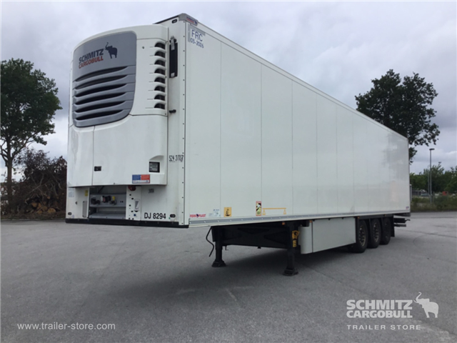 Schmitz Semi Reefer Meat hanging system