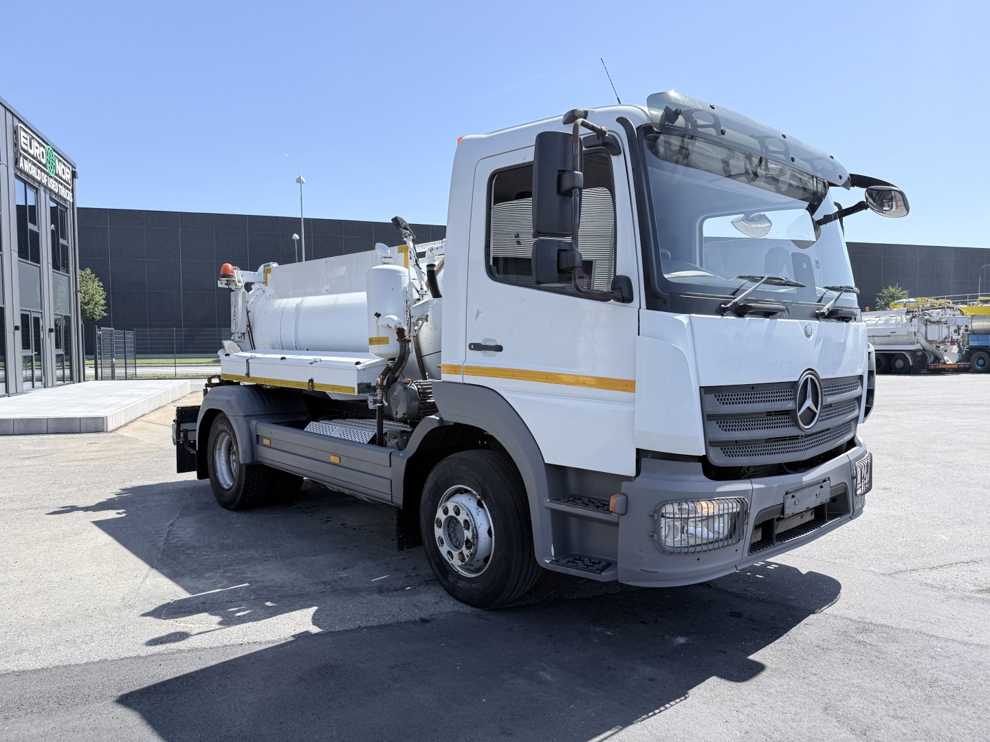 Mercedes Atego 1323 RHD 4x2 Euro 6 Hvidtved Larsen Cityflex
