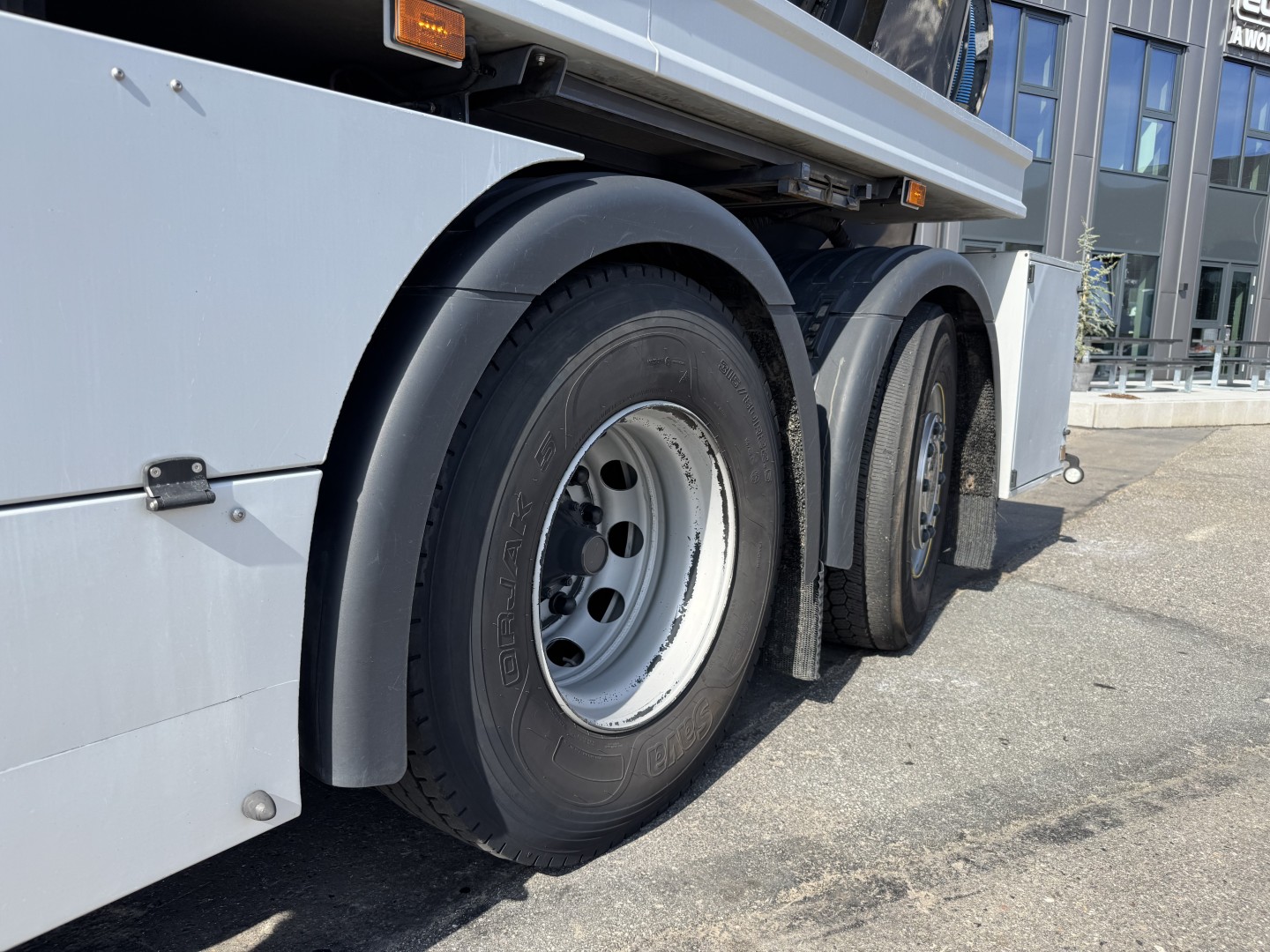 Scania G410 6x2*4 Bucher Flexline 309