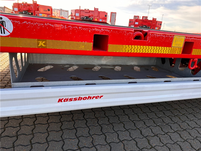 Kässbohrer SLA HS-3, udtrækkelig Maskintrailer