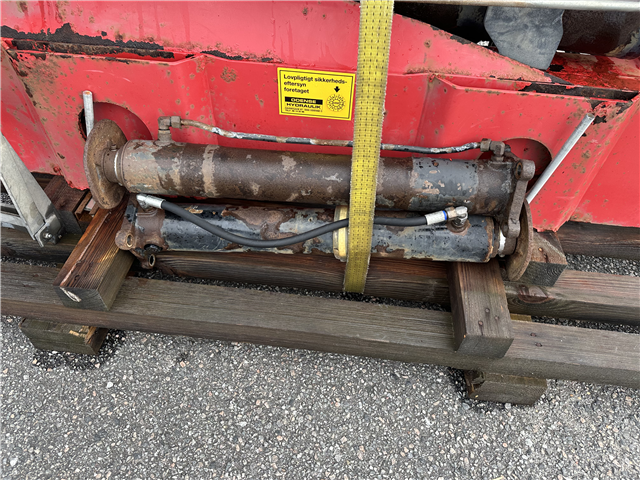 HMF 2120 K4 Fjernbetjening / Kran