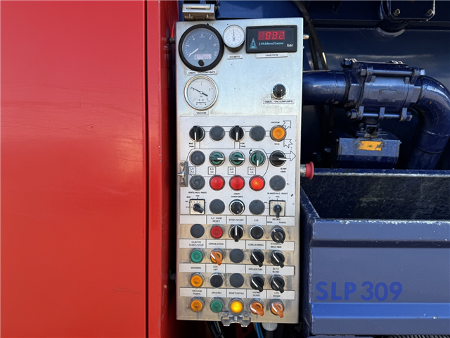 Mercedes Econic 2633 6x2*4 Hvidtved Larsen SLP309 Euro 5