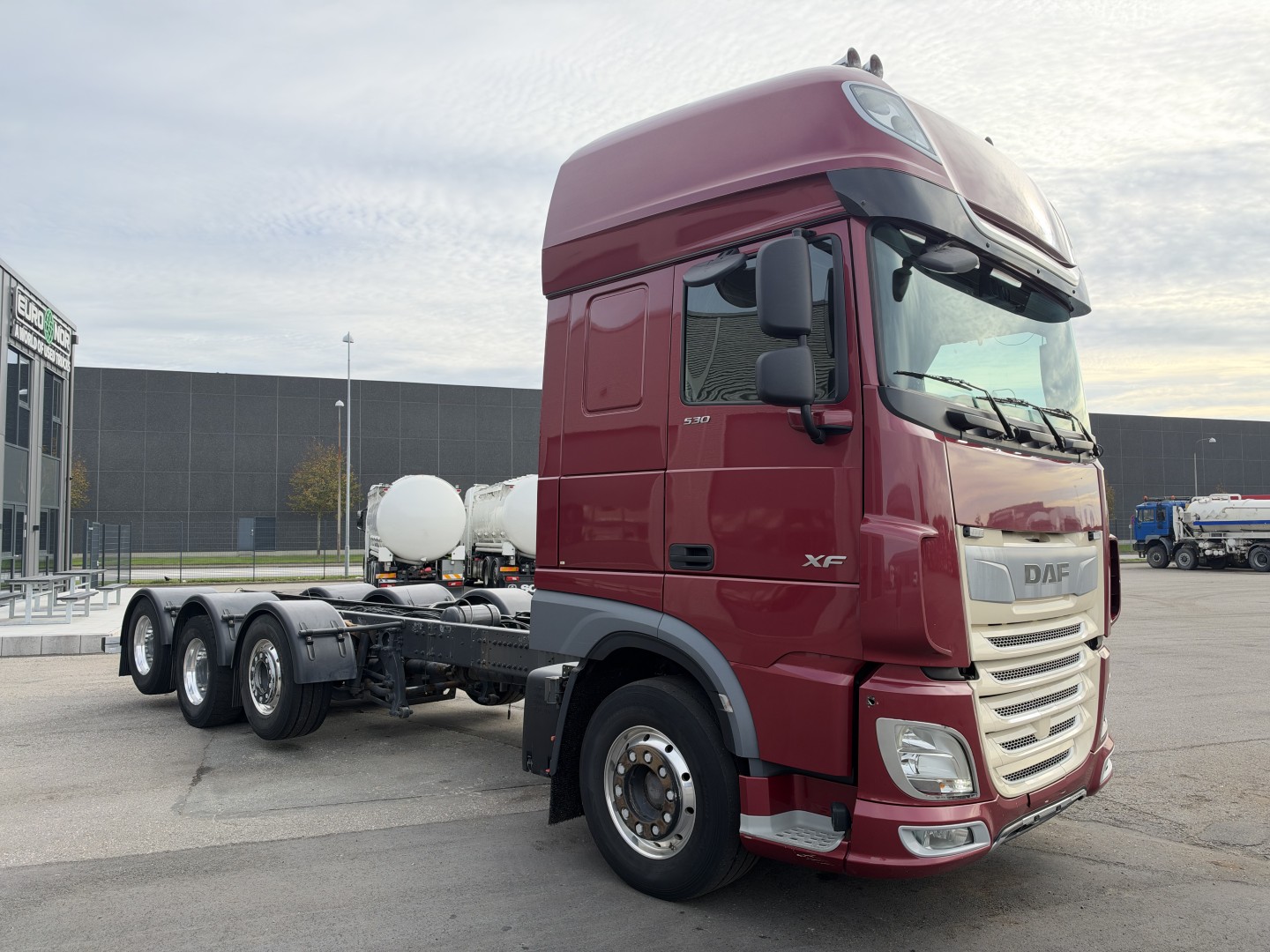 DAF XF530 8x2/4 Super Space Cab Chassis Euro 6