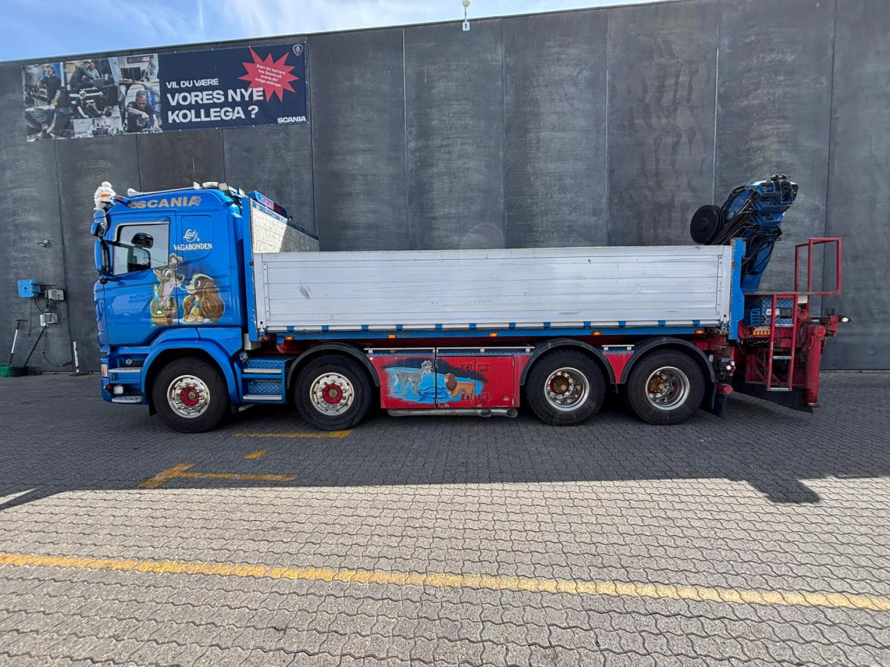 Scania R 520 LB8x4HNB Crane tip