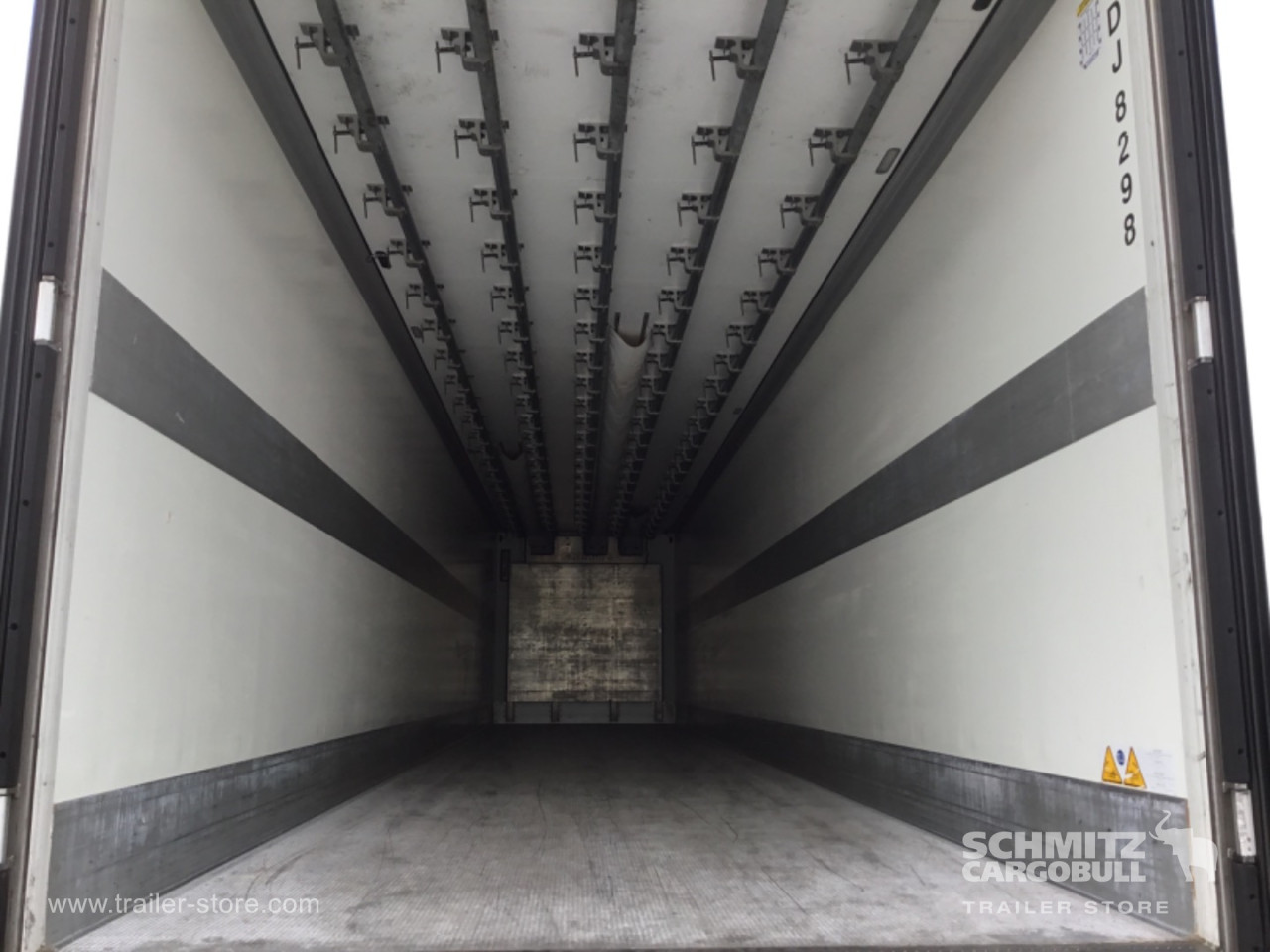 Schmitz Semi Reefer Meat hanging system