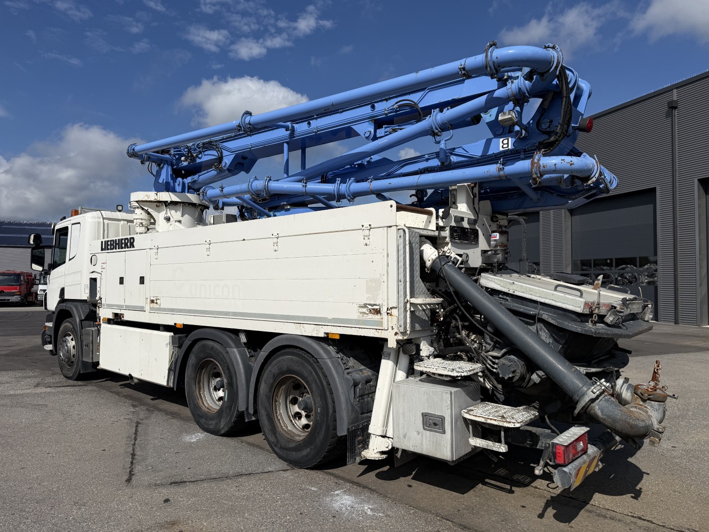 Scania P370 6x4 Liebherr THP140H 24 M4 XH Betonpumpe