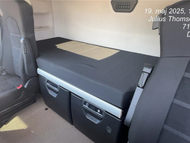 Iveco S WAY 500Hp twinsteer