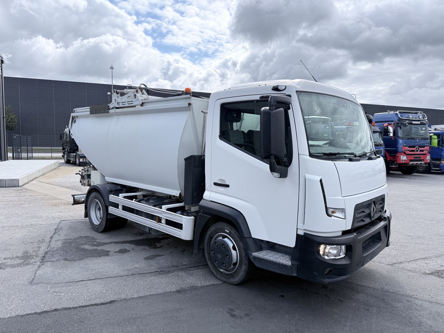 Renault D 7.5 180 4x2 Semat/Techno AZIMUT 8 m3 Skraldebil