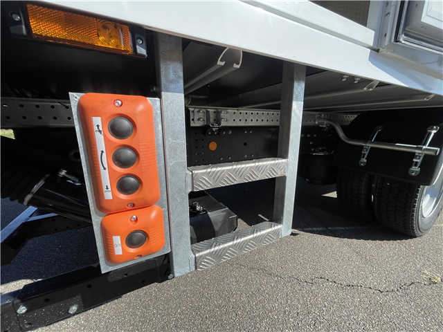 Iveco Eurocargo ML120E25/P