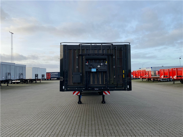 Kässbohrer SPS 3, Alusider Åben