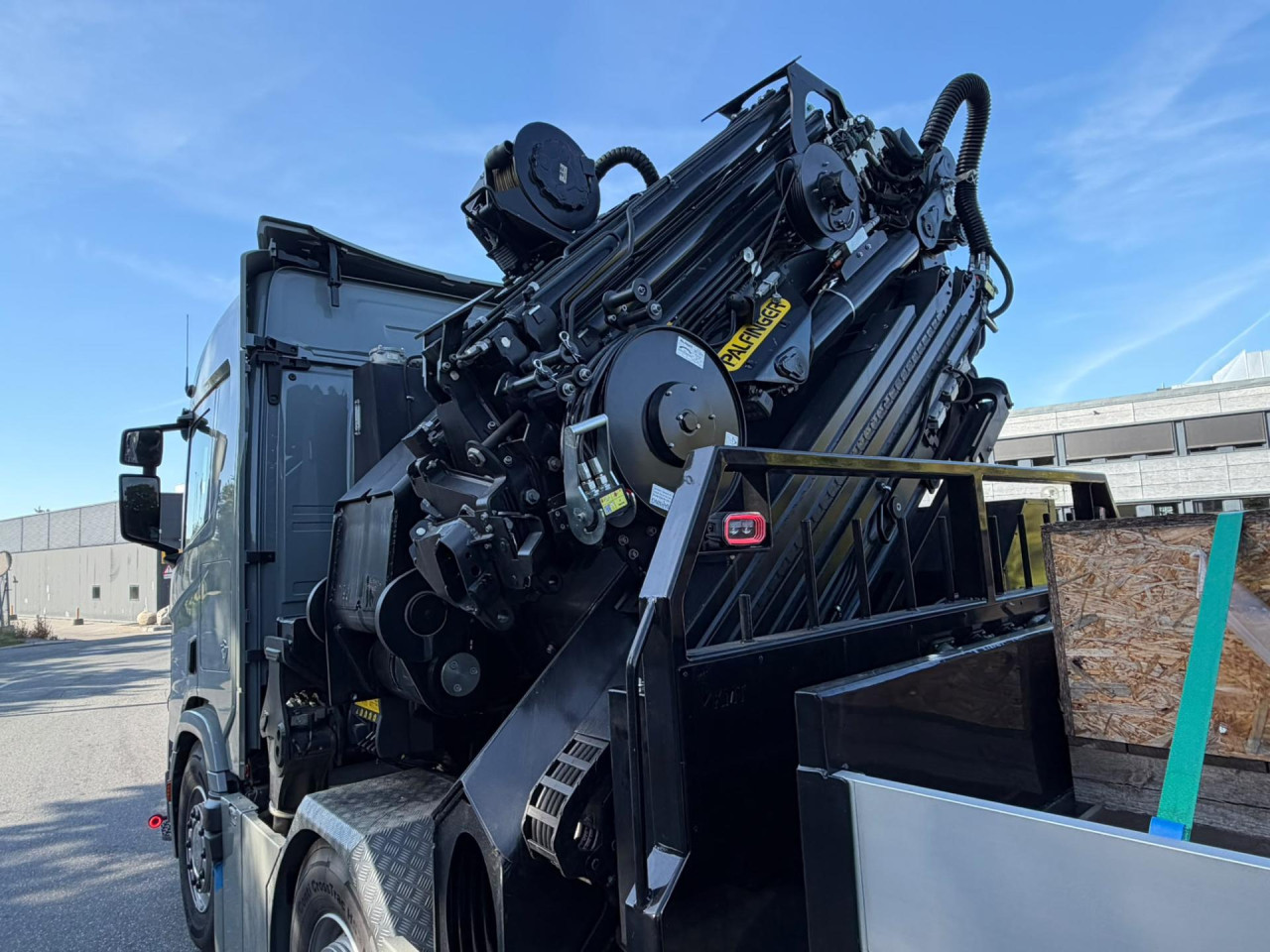 Scania R 660 B8x2*6LB Cranetractor Palfinger 78002-SH