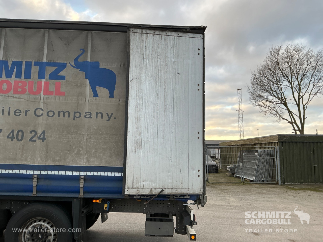 Schmitz Semi Curtainsider Standard