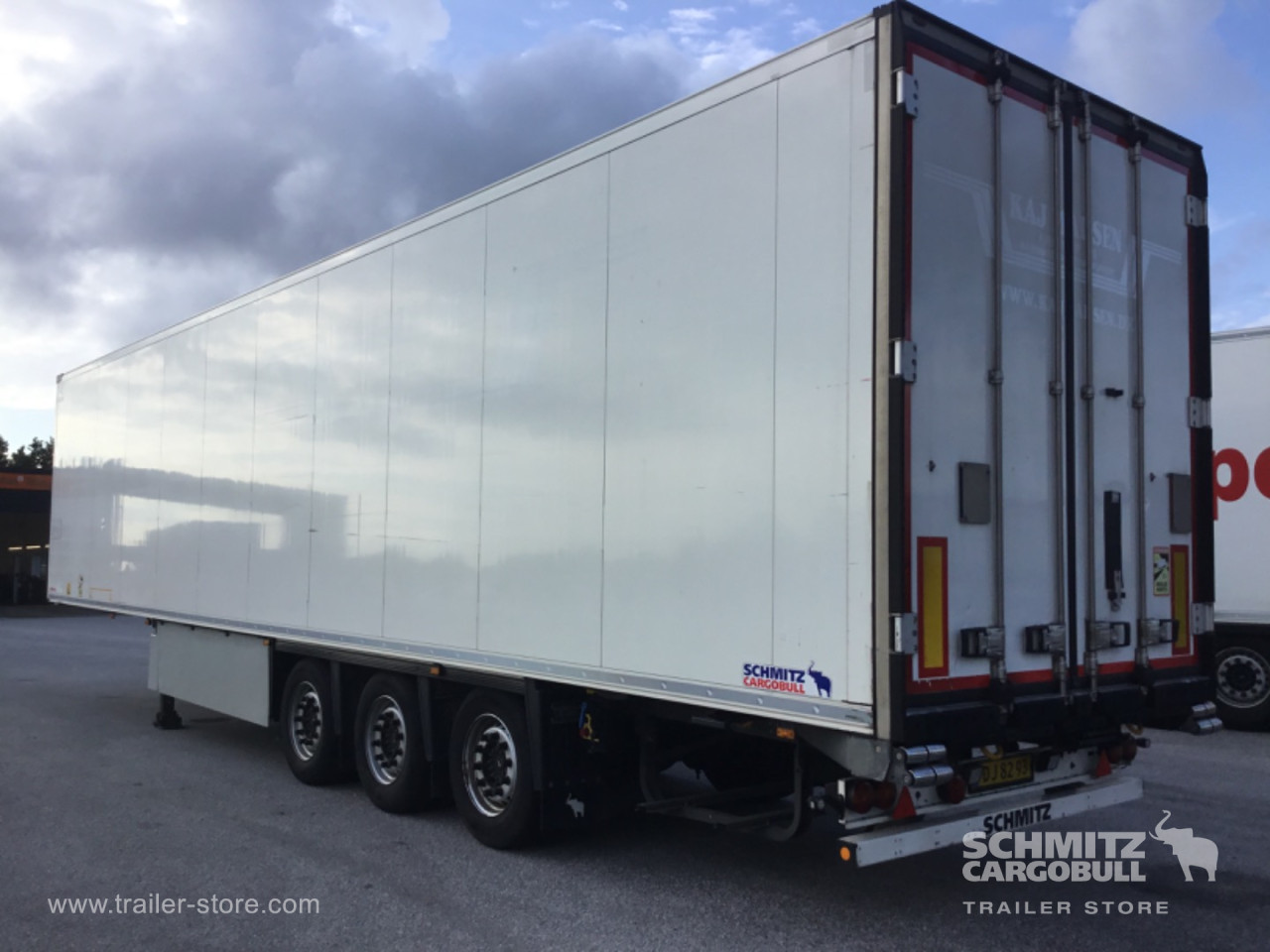 Schmitz Semi Reefer Meat hanging system