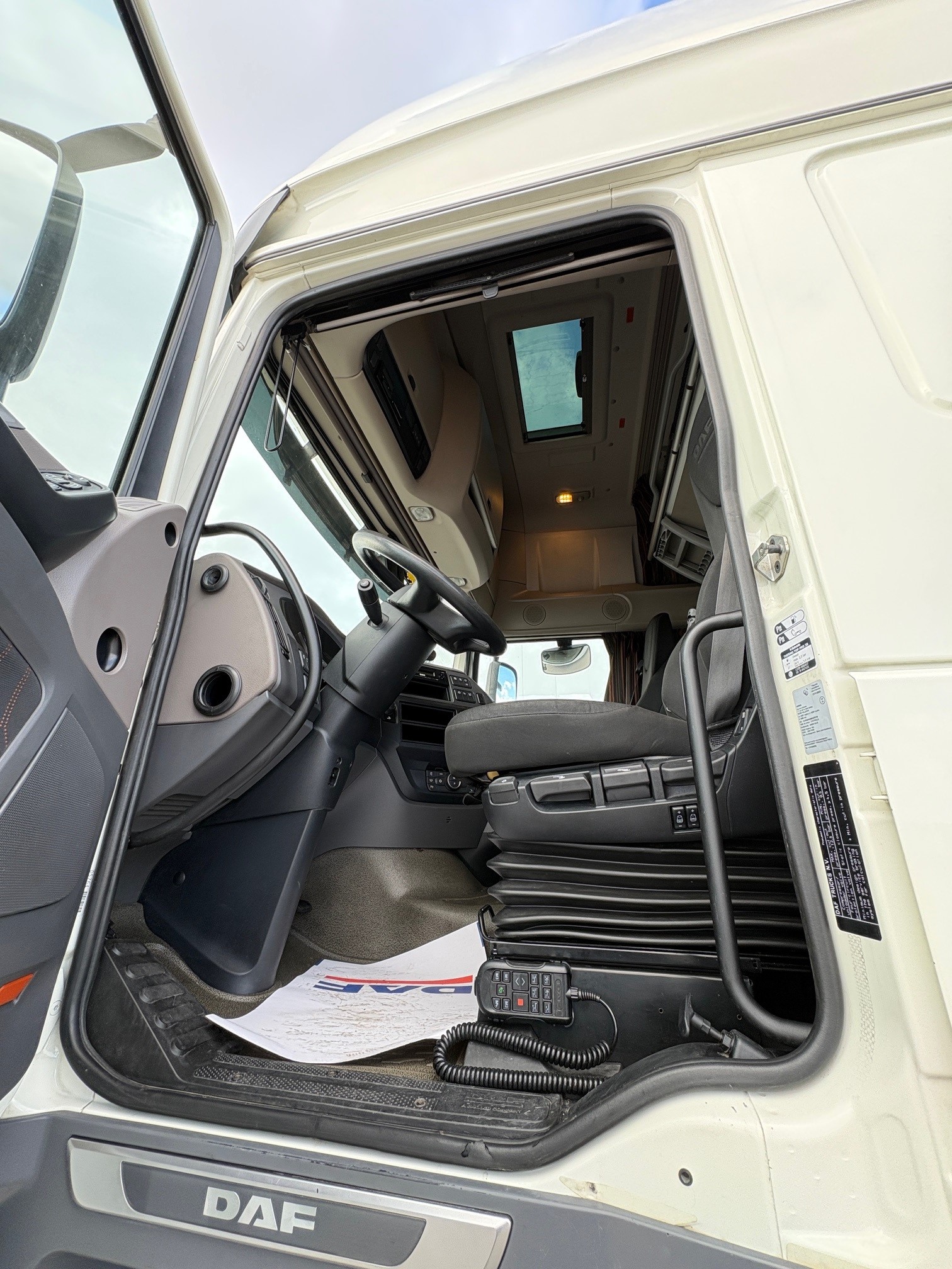 DAF XF FAR 480 veksellads chassis