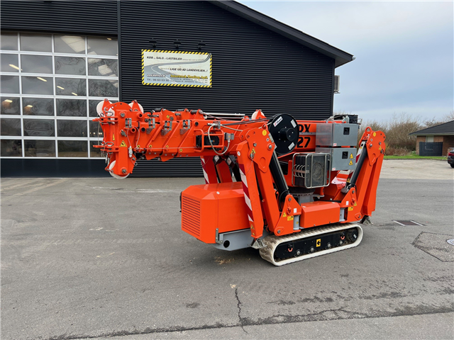 Jekko Minikran SPX527 med spil, fly-jib og glasmanipulator