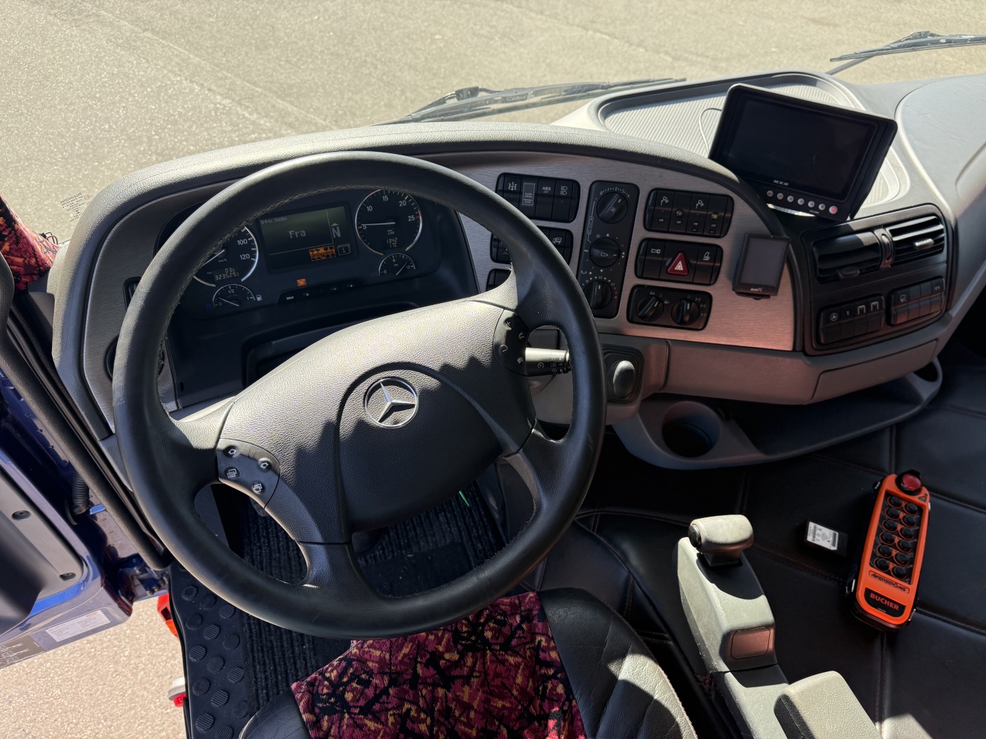 Mercedes Actros 4151 8x8 V8 Hvidtved Larsen RECycler 410