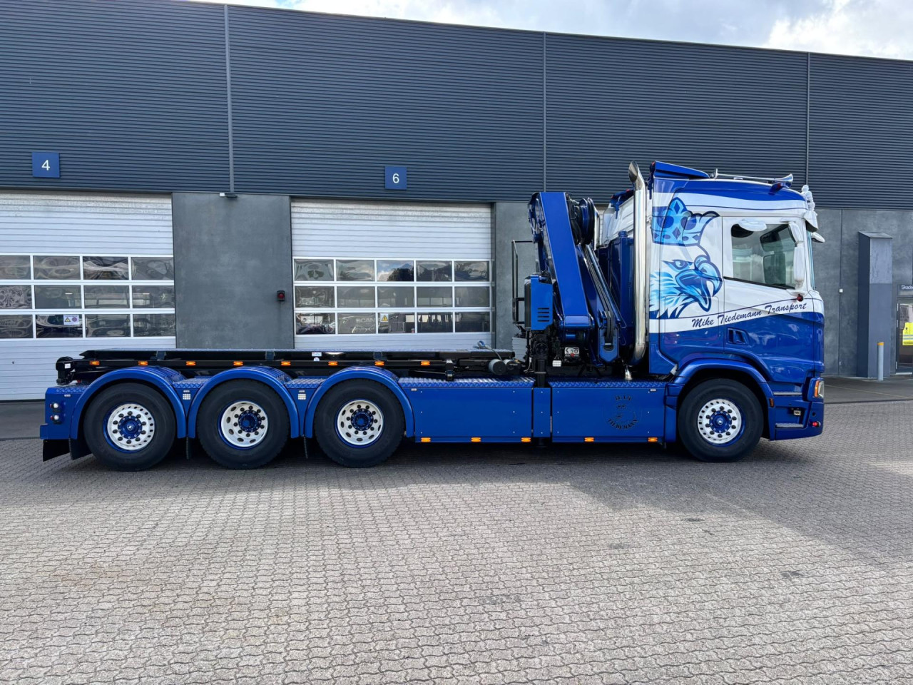 Scania R 560 B8x4*4NB Kran Hejs