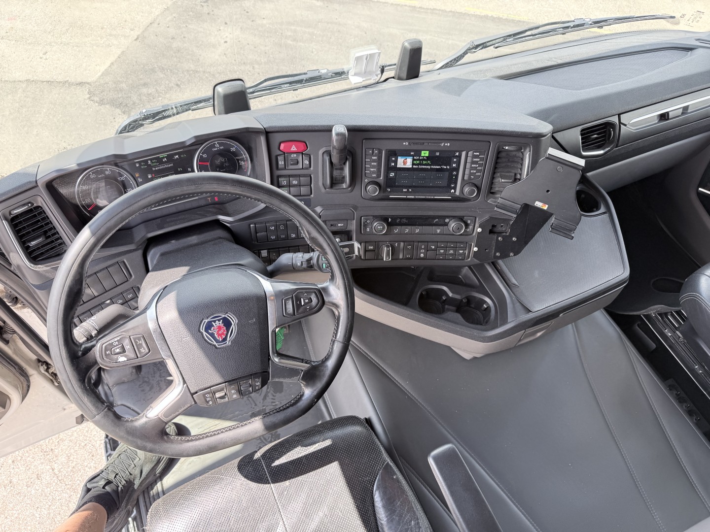 Scania R500 NGS CR20H 6x2 26 m3 Silo - Kompressor - Retarder