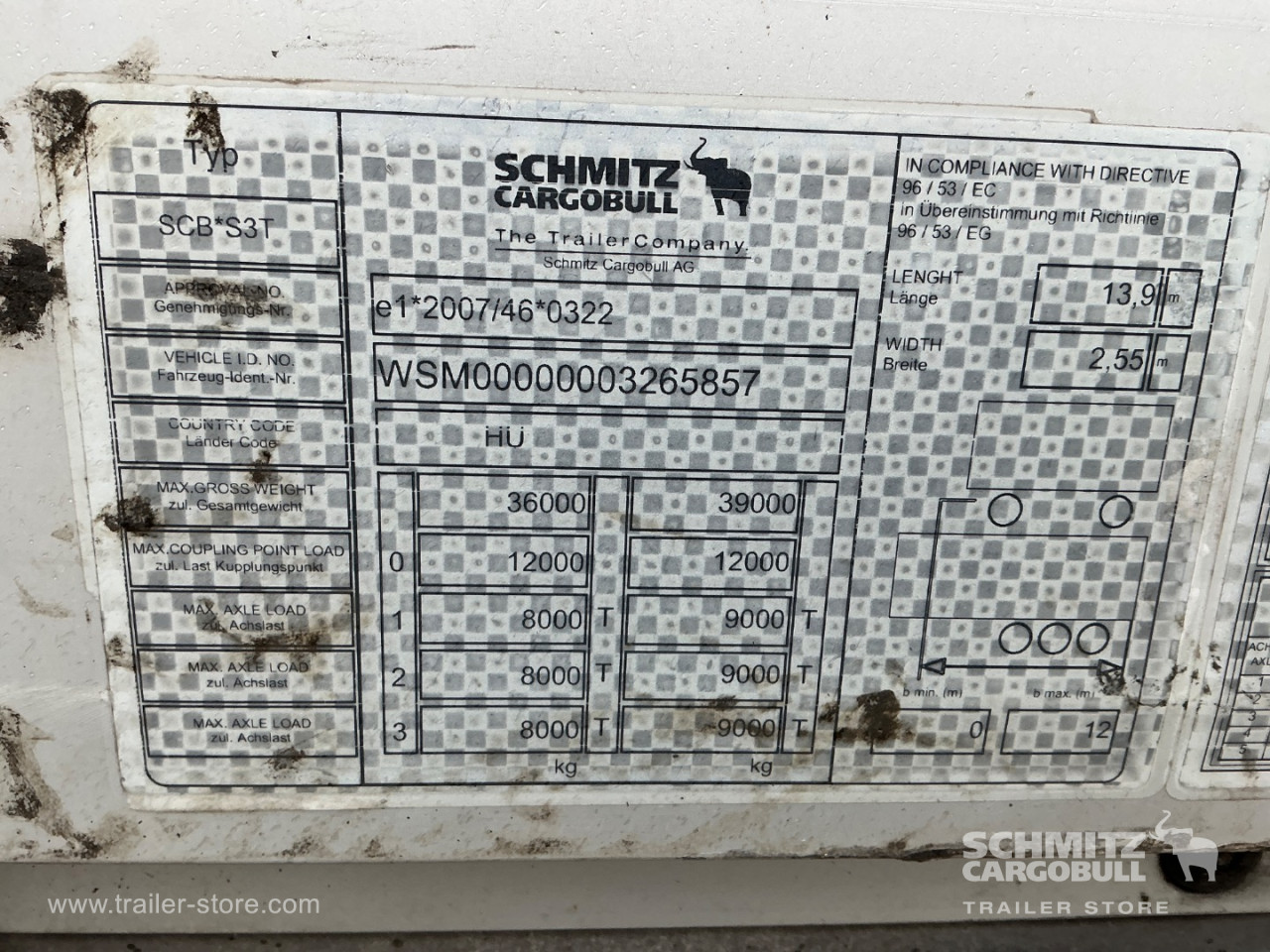 Schmitz Semi Curtainsider Mega