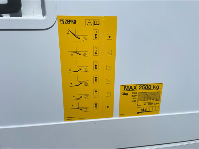 Iveco ML120E25-E6e 18 pallers