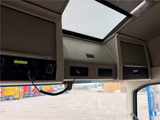 Volvo FH500 6x2/2 Globetrotter Euro 5