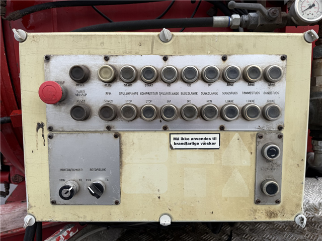 Mercedes Atego 1523 4x2 Kombi Slamsuger 6000 L