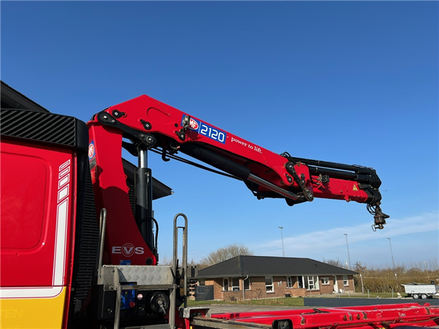 Volvo FM460 8X2*6 HMF 2120 Kran og hejs