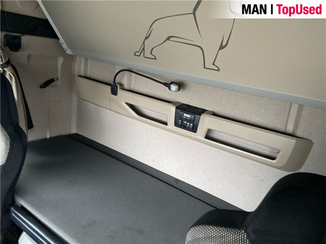 MAN TGX 26.470 6X2-2 LL