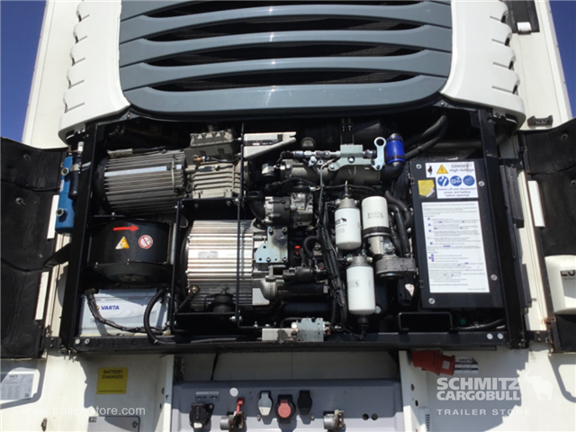 Schmitz Semi Reefer Meat hanging system