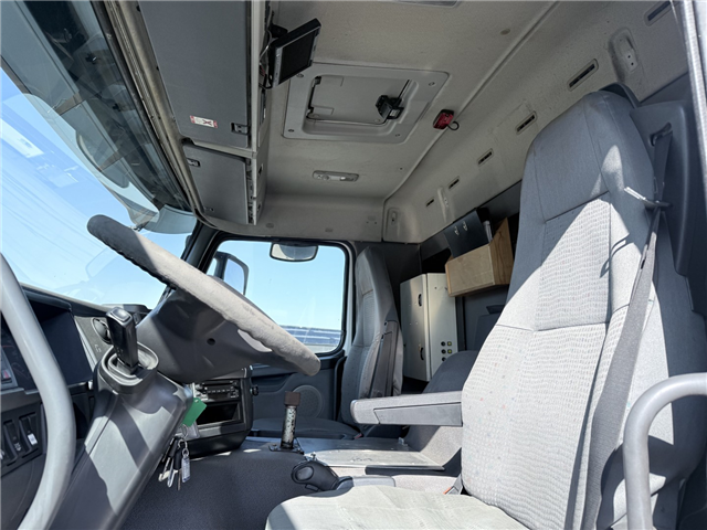 Volvo FM9/260 4x2 12.865 L ADR Tankbil