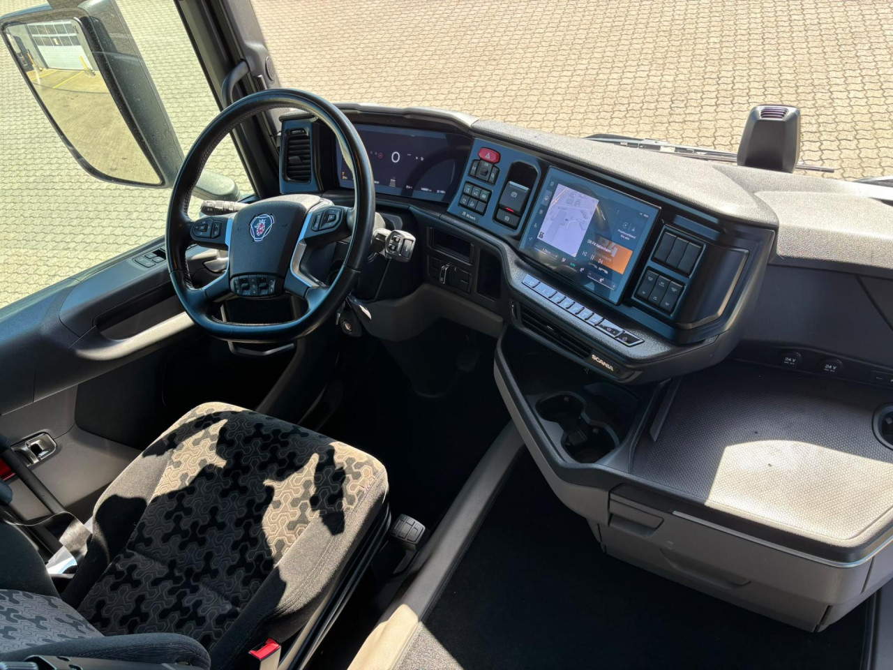 Scania R 460 A4x2NA